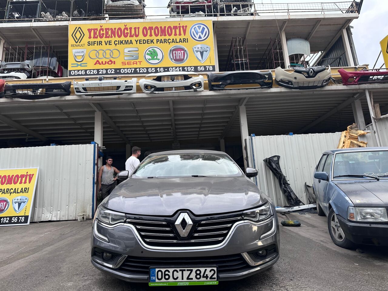 Megane 4 Araçları İçin Yedek Parça Satışı: Uzun Süre Sağlıklı Bir Sürüş İçin Doğru Parçalar Ygnrenault